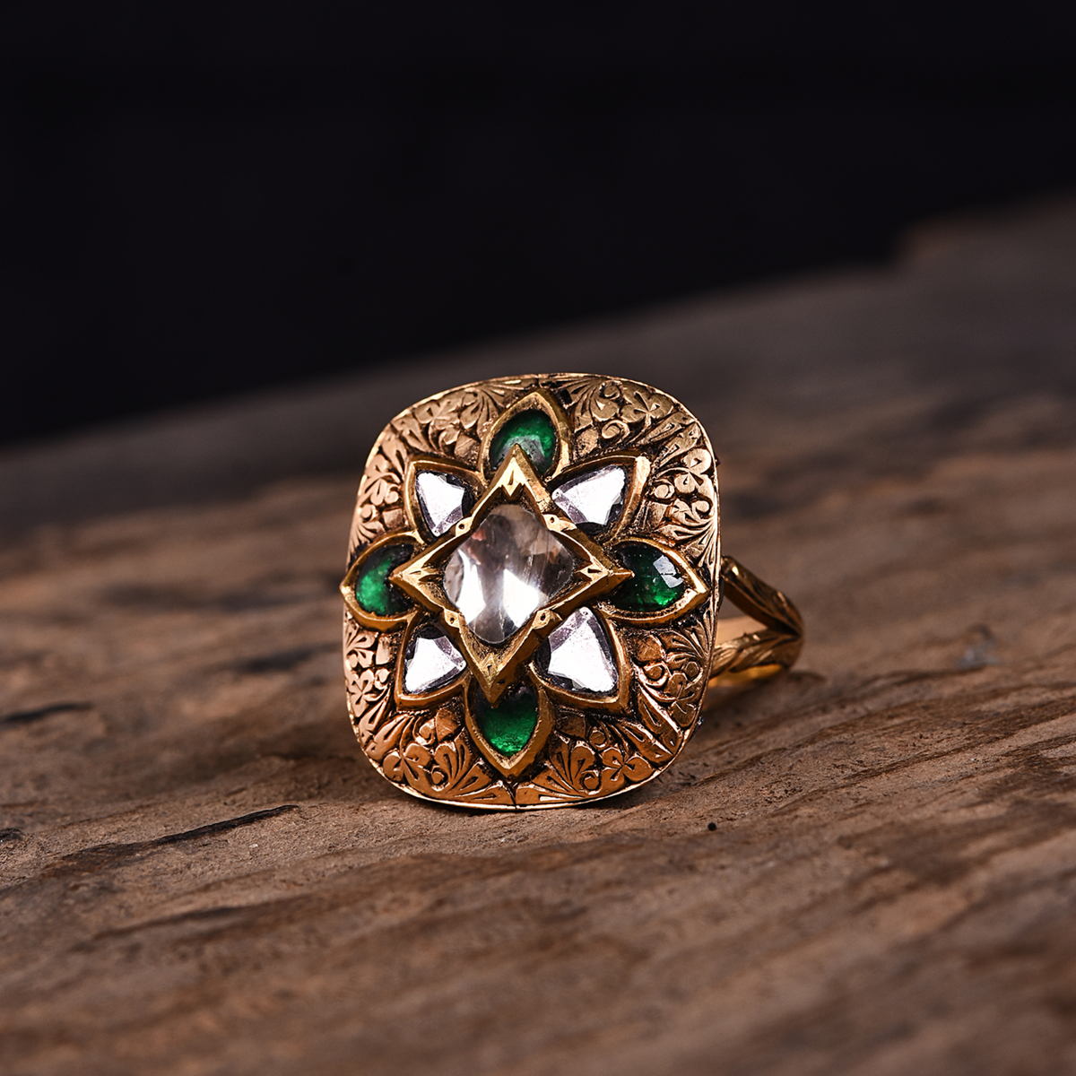 Hand-Engraved Polki Diamond & Emerald Floral Ring