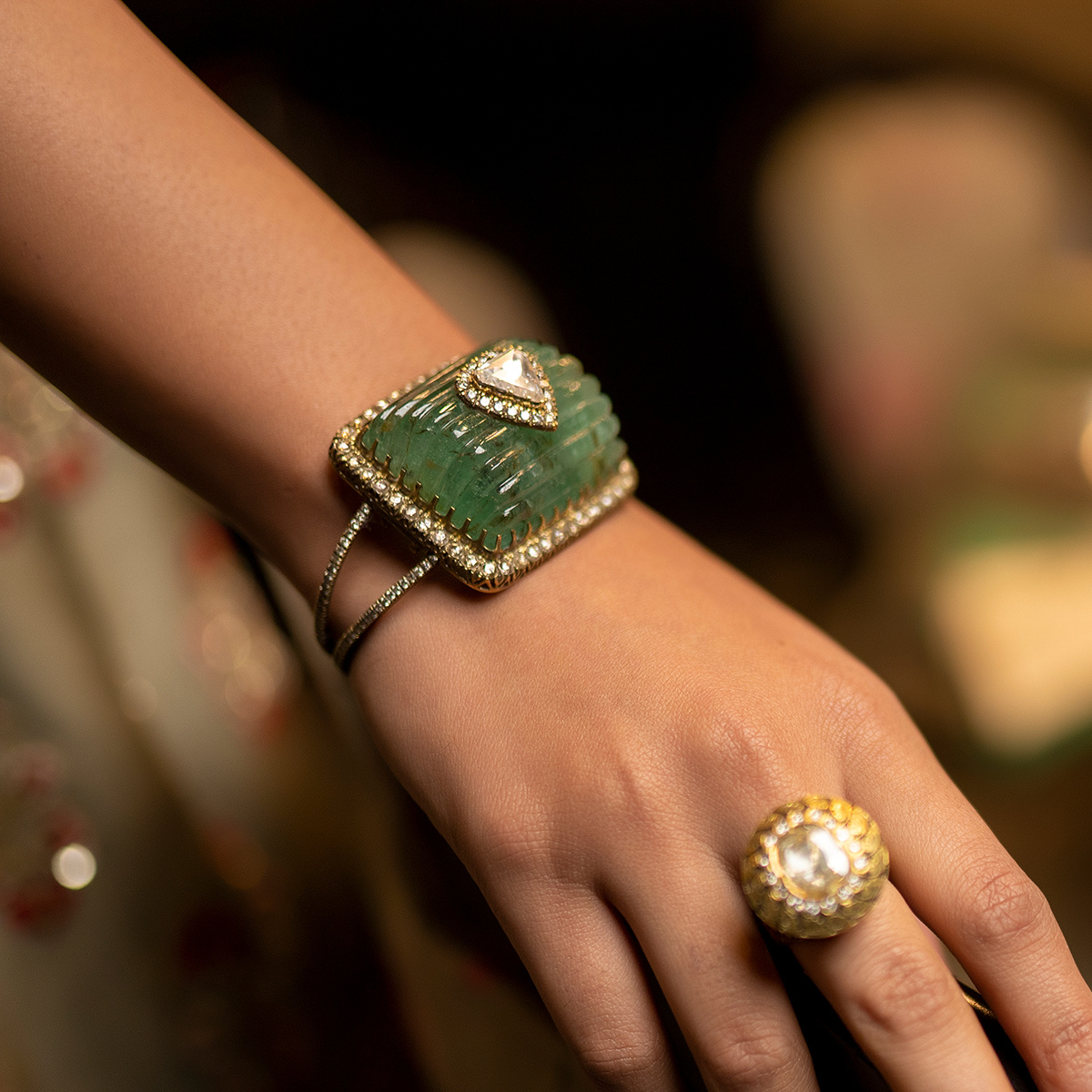 Carved Emerald & Polki Diamond Bangle