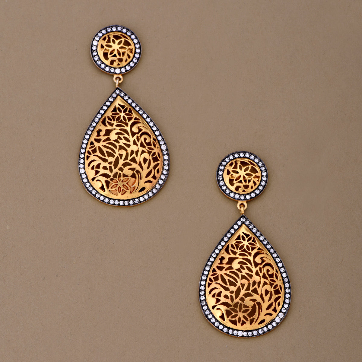 FILIGREE DROP DANGLE
