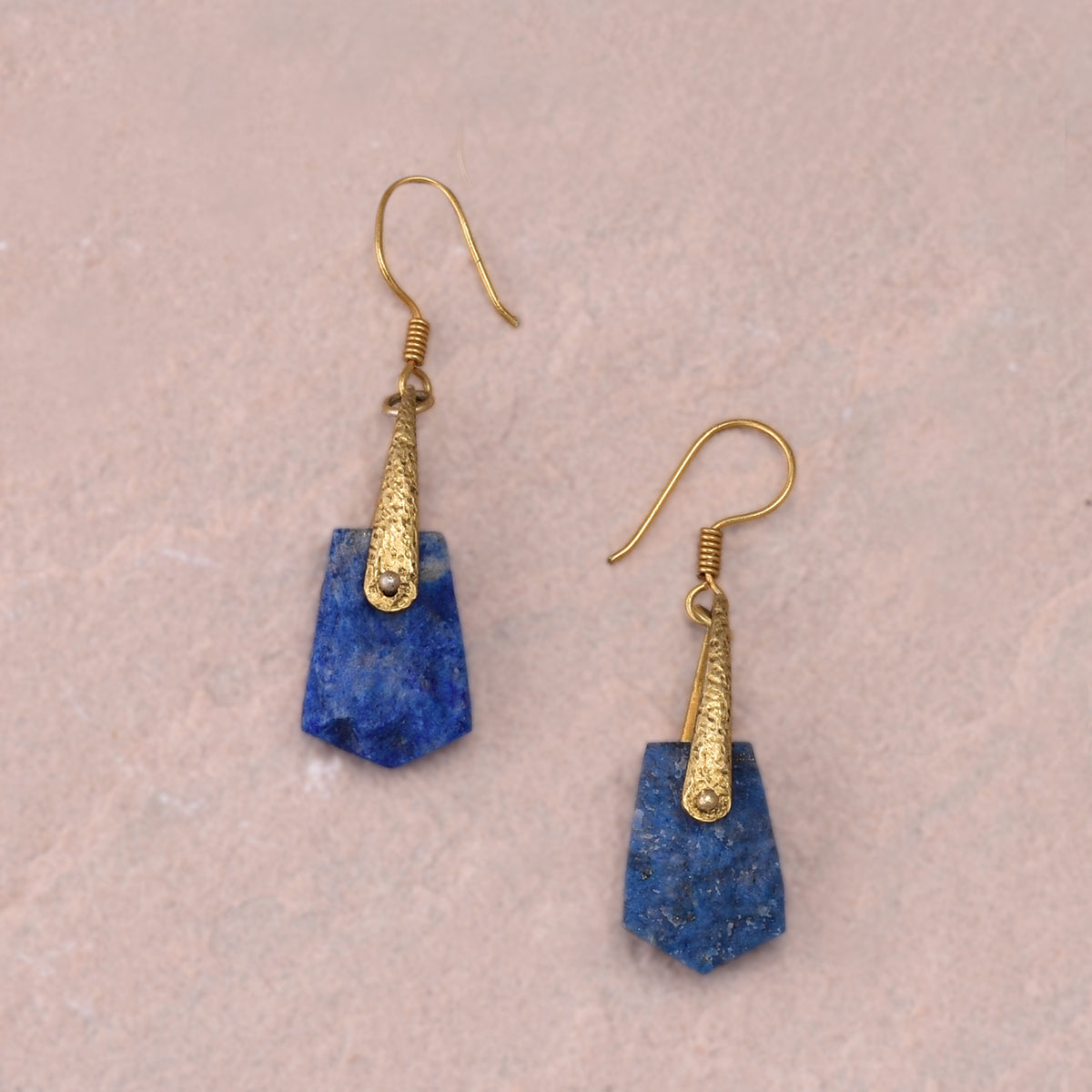 THE SWING EARRING
