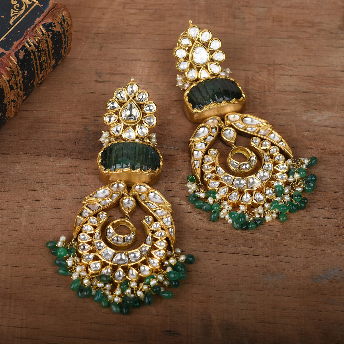 EMERALD BIRD EARRINGS